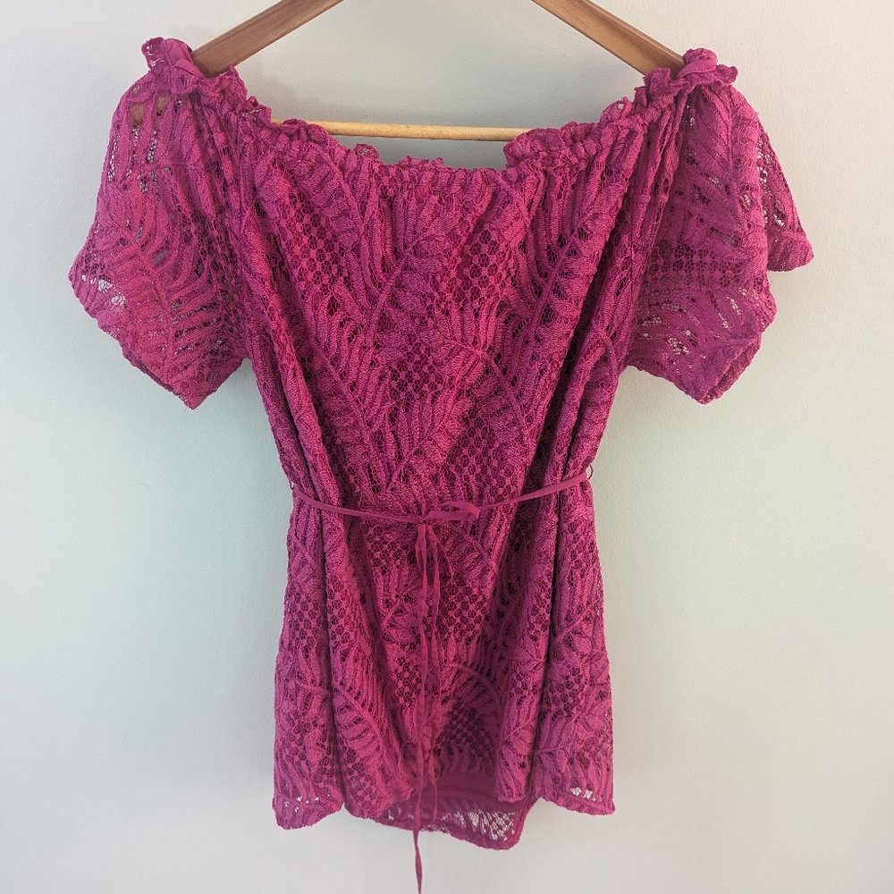 Motherhood Maternity lace top